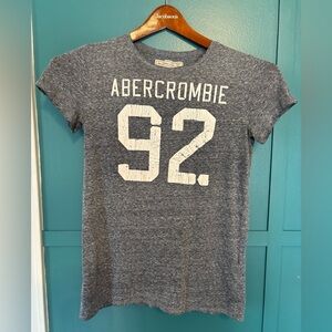 Abercrombie & Fitch Heathered Gray Tee Cotton Blend Size XS Y2K 90s